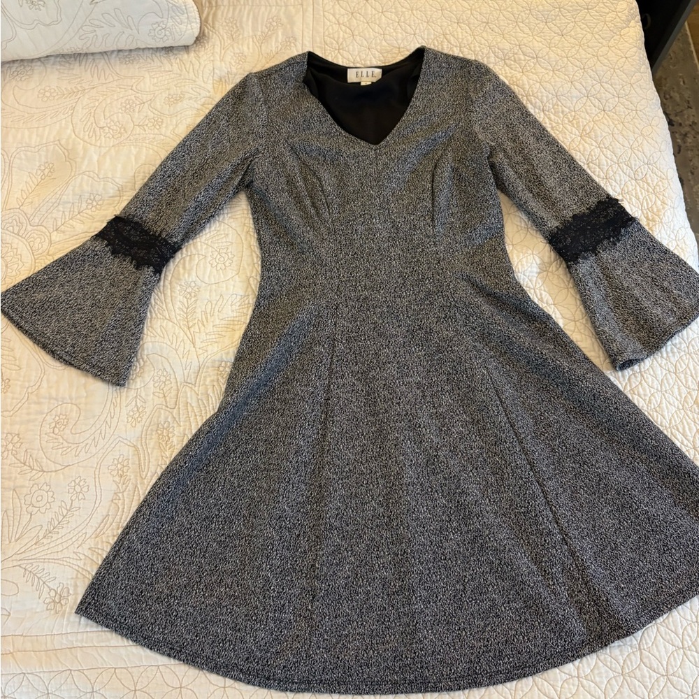 Elegant Gray Flared Sleeve Dress